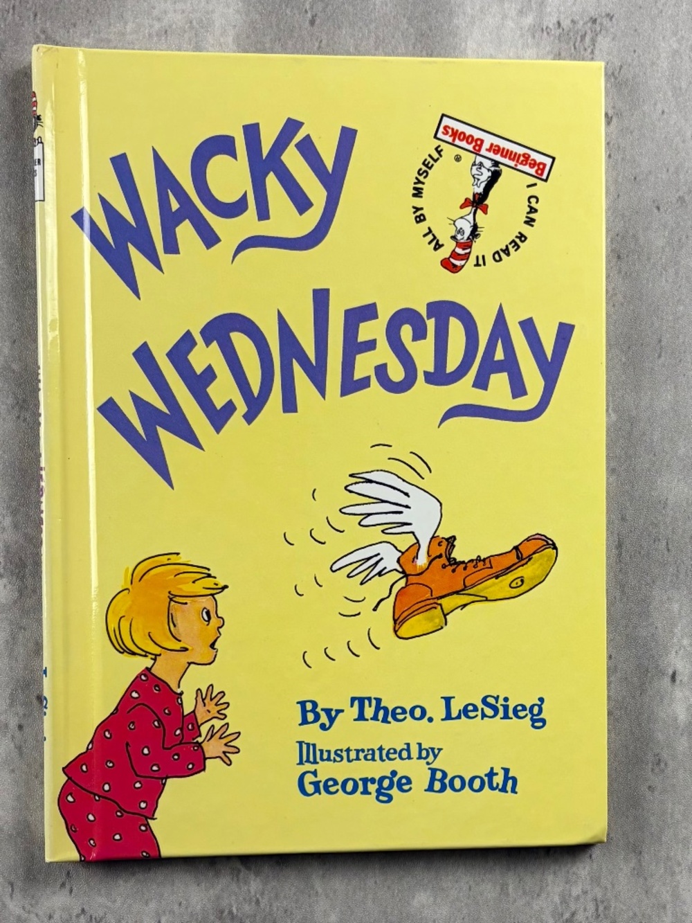 Vintage 1974 Wacky Wednesday Book Theo LeSieg Dr Seuss Grolier Hardcover